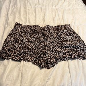 NWT - cheetah shorts size XL